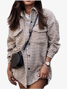 Houndstooth Button-Front Shacket in Beige Plaid